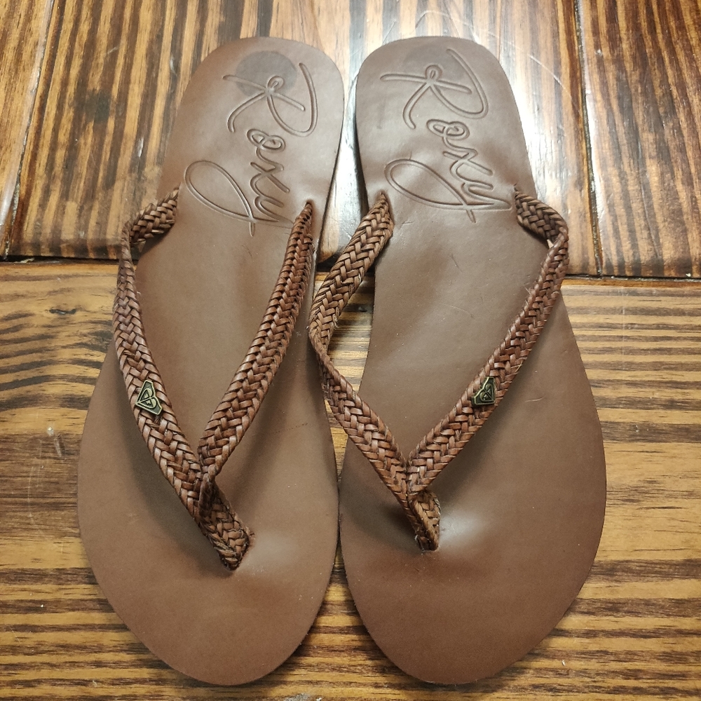 Roxy Flip Flops Sz 7